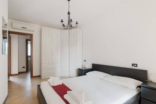 GuestHost - Rogoredo Cozy Flat with Garden