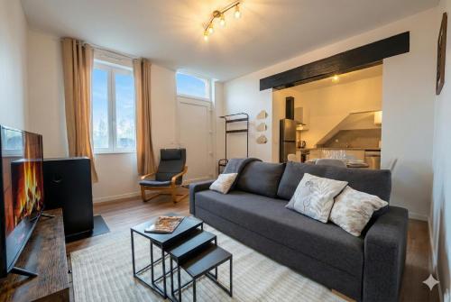 Gallery image of Calme I Wifi HD I Parking I Bureau I Netflix- Idéal pros in Marchiennes-Ville