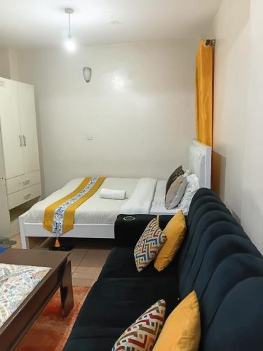 Φωτογραφία από το άλμπουμ του Golden Crest στο Ναϊρόμπι