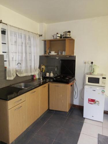 Φωτογραφία από το άλμπουμ του Golden Crest στο Ναϊρόμπι