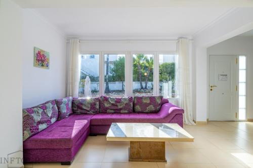 Foto Inftour La Fustera Villa 6