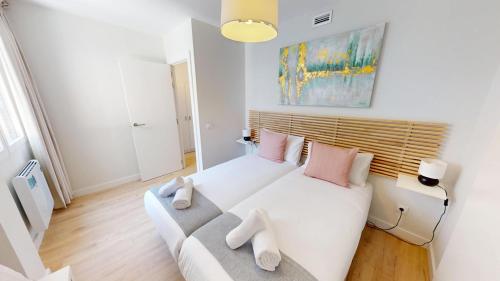 Stunning 2-bedrooms penthouse in Cuatro Caminos - Artistas 2