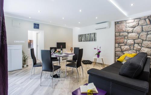 Gallery image of Sunrise Apartment Risika in Risika