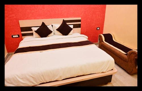 En eller flere senge i et værelse på The In Dira Valley