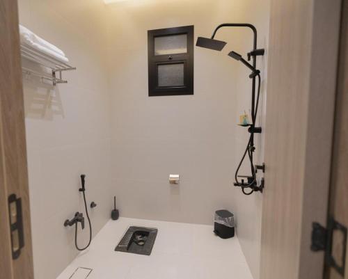 Phòng tắm tại دار العقيق 101