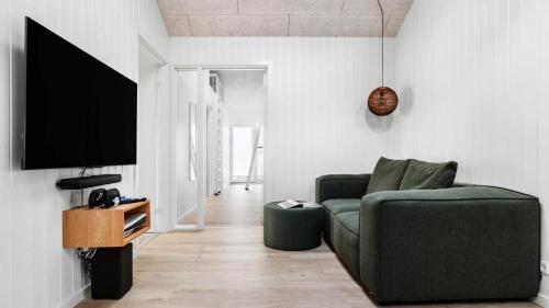 TV a/nebo společenská místnost v ubytování Villavilla #682 - Løkken, Nordjylland