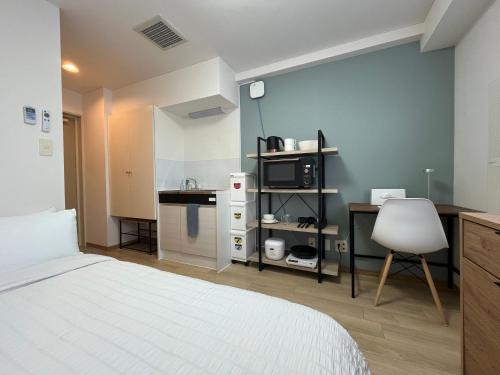 Modern Living Tokyo Komagome 503, a compact studio at excellent location