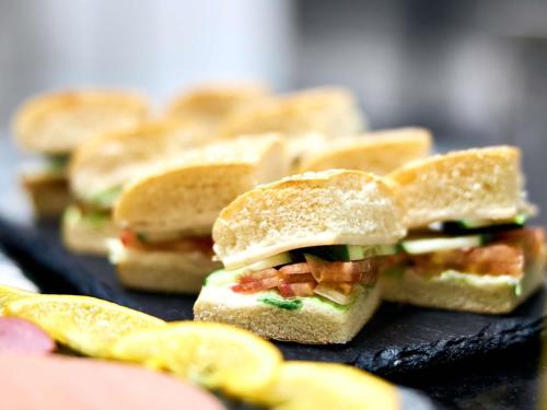 Φαγητό σε αυτό το ξενοδοχείο ή κάπου εκεί κοντά