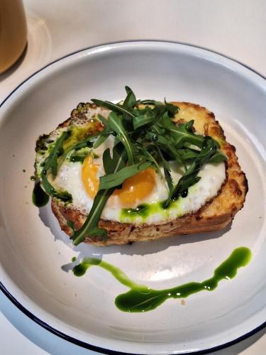 Jídlo v apartmánu nebo okolí