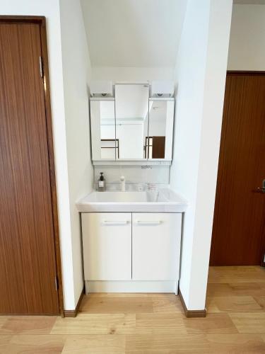 White Peak Lodge Furano -10 mins walk to ski field-