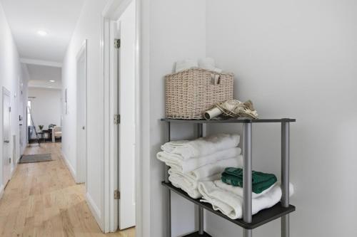 Billede fra billedgalleriet på Big Group Ready • 2 Kitchens / Sleeps 18 i Croxton