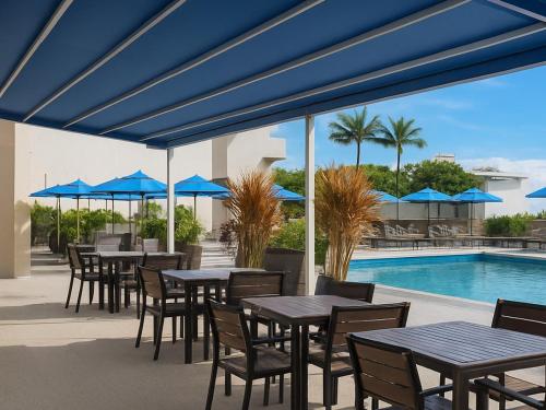 Bazén v ubytování Marriott's BeachPlace Towers - STUDIO nebo v jeho okolí