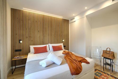 Eixample Building Apartments by Mercedes Heritage photo 147