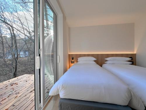 Chalet Hikaru - A Light-Filled Luxury Retreat 4BR