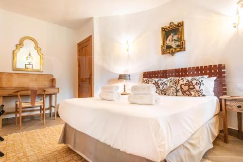Spacious Andalusian villa with private pool REMS photo 10