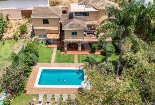 Spacious Andalusian villa with private pool REMS photo 35
