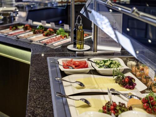 Jídlo v hotelu nebo okolí