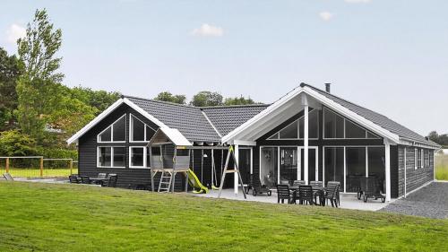 Budova, kde se prázdninový dům nachází