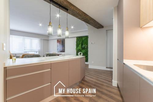 MyHouseSpain - Elegante y moderno a pasos de Sol