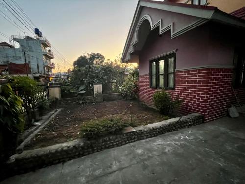 Tòa nhà nơi căn hộ tọa lạc