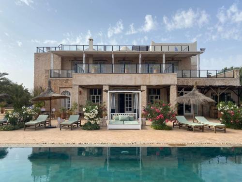 Πισίνα στο ή κοντά στο Riad SABIDI