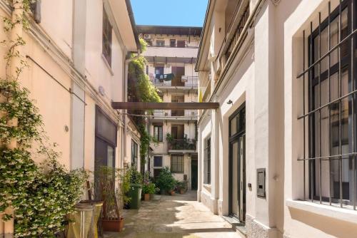 Design & Elegant Apartment in Navigli - Milan
