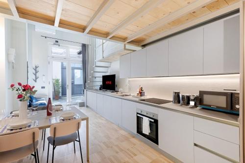 Design & Elegant Apartment in Navigli - Milan