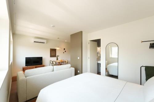Bom Sucesso Executive Flats by Feel Porto