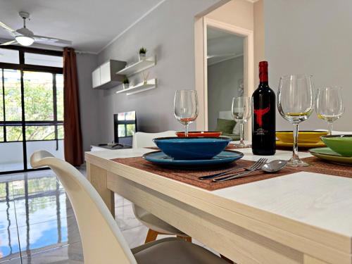 Las Americas 600 metres from the beach with 2 bedrooms and 2 bathrooms