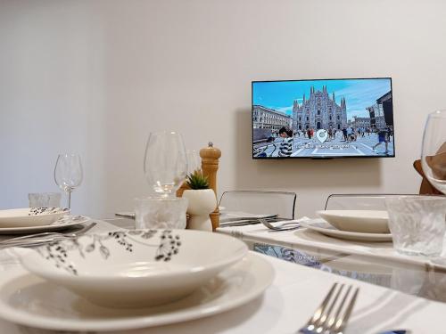 CASAQUA Sempione Designer Home 2 Bedrooms 24H Supermarket Nightlife Tram to Duomo
