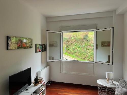 TV o dispositivi per l'intrattenimento presso Tineo centro