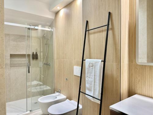 CASAQUA Designer Loft Apartment in Milan, Istria Subway Exit, Convenient Transportation