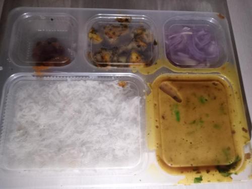 Toit külalistemaja aladel või selle läheduses