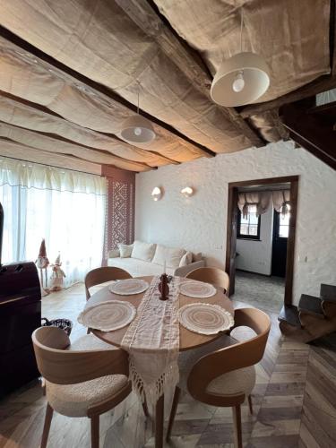 Et opholdsområde på Villa Pelahia