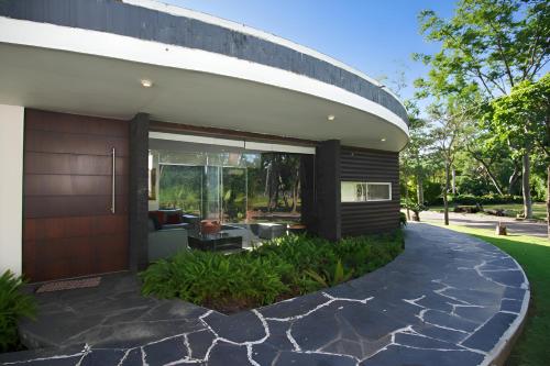 Vườn quanh Casa Moneda China