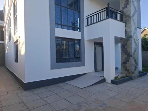 Bygningen som villaen ligger i