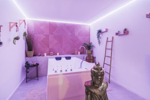 Billede fra billedgalleriet på Gîtes Mas des rochers - Romance tropicale avec Spa i Le Beausset