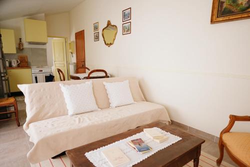 LaPetite Maison Abigail, Peaceful home in Avignon photo 33