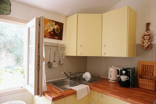 LaPetite Maison Abigail, Peaceful home in Avignon photo 44
