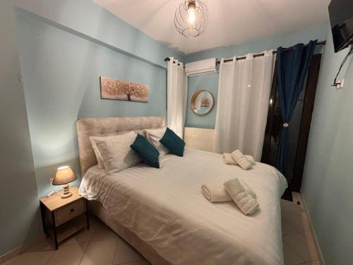 Giường trong phòng chung tại Kalavryta Moments