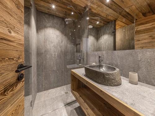 Appartement d'exception avec cheminée et home cinéma à Val-d'Isère