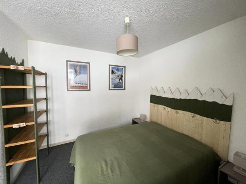 Résidence Hauts De La Vanoise - VAL THORENS location: petit appartement confortable pour 4 personnes avec un grand balcon MAE-9039