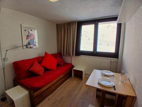 Résidence Le Palafour - Studio 2 personnes à Tignes au pied des pistes, des commerces proche de l'ESF, de l'office du tourisme dans le quartier du lac. MAE-2159