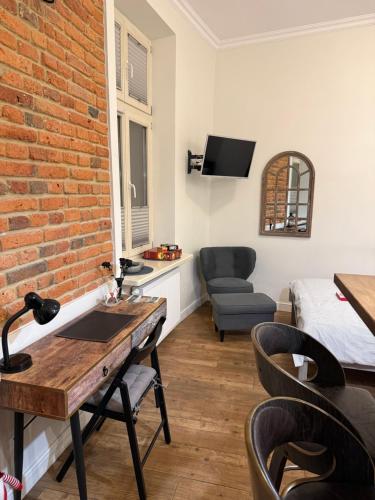 KRK-SP Studio