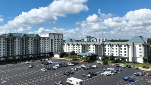 a parking lot in front of a large building at Hollywood Casino Tunica in Robinsonville