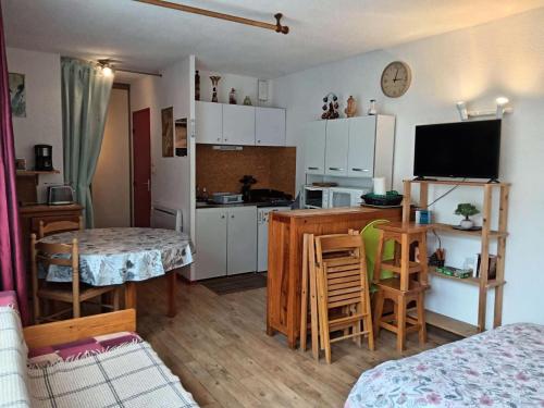 Résidence Marmottes - Studio cabine avec place de parking couvert privé MAE-8274