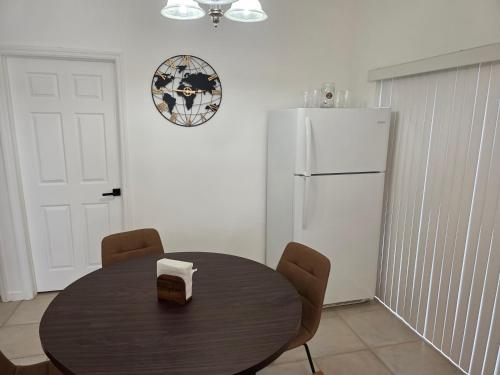 Alex House photo 6