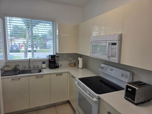 Alex House photo 44