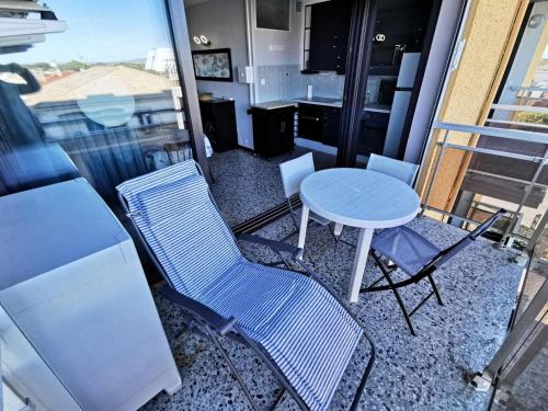 Résidence Suffren - Appartement 2 pièces 4 couchages LE BARCARÈS. Réf: 10SUF_305 MAE-1523