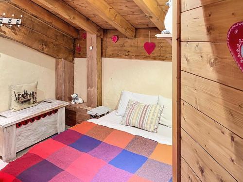 Postel nebo postele na pokoji v ubytování Chalet Du Valaisan - Appartement 4 pièces de 90m² pour 8/10 personnes MAE-2881